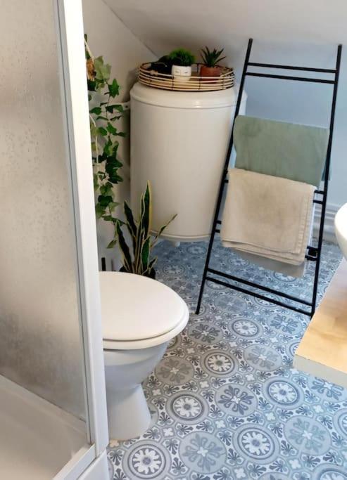 Les Lanternes Apartment